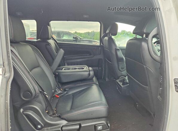 5FNRL6H70SB056172 2025 HONDA ODYSSEY White Rear interior view