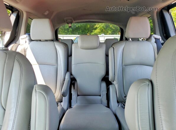 5FNRL6H71LB049345 2020 HONDA ODYSSEY Blue Rear seats view