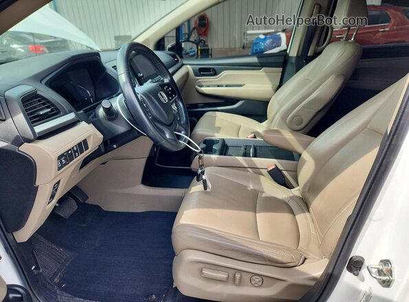 5FNRL6H71MB021188 2021 HONDA ODYSSEY White Սալոնի դիմացի տեսք