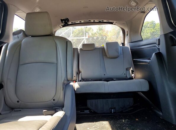 5FNRL6H71NB059845 2022 HONDA ODYSSEY Silver Հետևի նստատեղերի տեսք