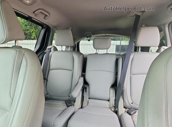 5FNRL6H72JB052476 2018 HONDA ODYSSEY Silver 