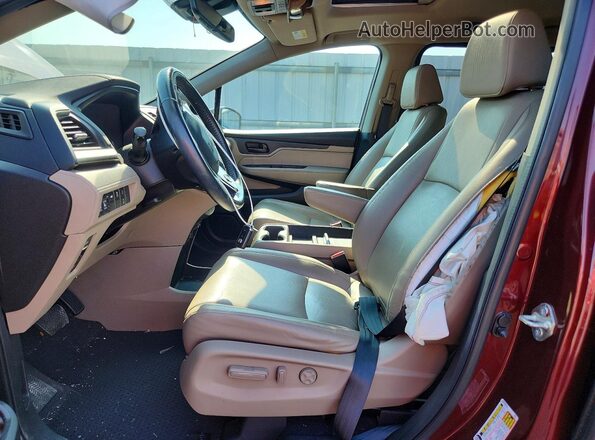 5FNRL6H72JB066667 2018 HONDA ODYSSEY Burgundy Front interior view