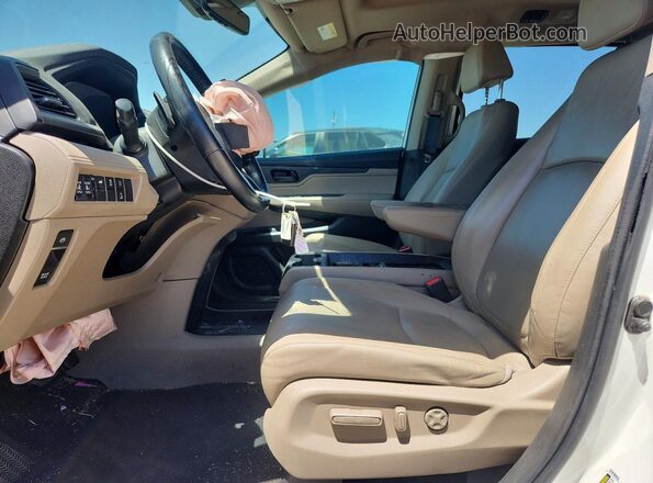 5FNRL6H72LB013325 2020 HONDA ODYSSEY White Вид салону спереду