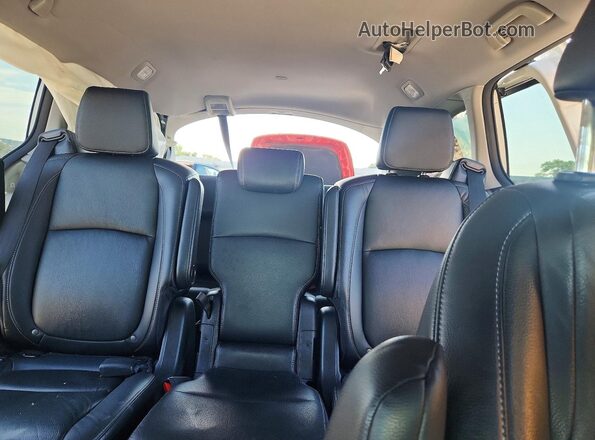 5FNRL6H72MB044768 2021 HONDA ODYSSEY Белый Вид задних сидений
