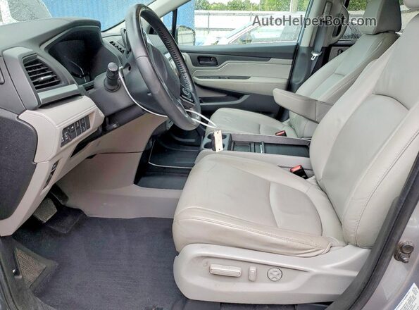 5FNRL6H73LB062386 2020 HONDA ODYSSEY Blue Front interior view
