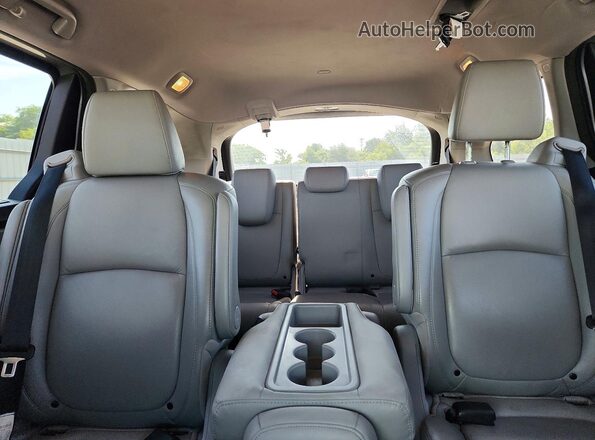 5FNRL6H74KB055753 2019 HONDA ODYSSEY Silver Widok tylnych siedzeń