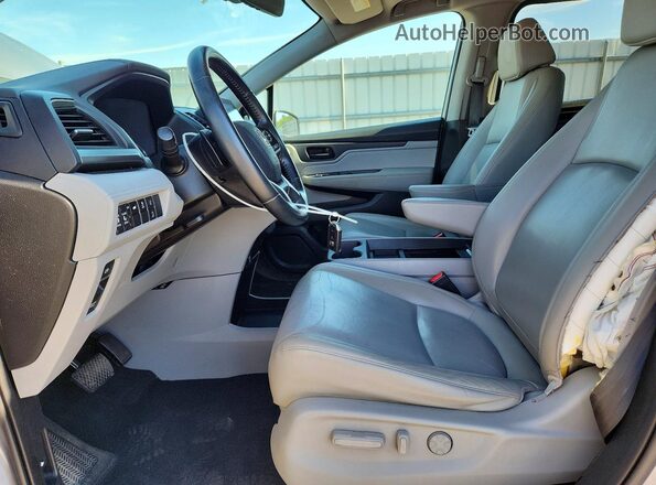 5FNRL6H74KB055753 2019 HONDA ODYSSEY Silver Widok wnętrza z przodu