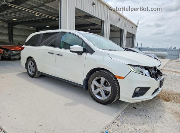 5FNRL6H75JB007452 2018 HONDA ODYSSEY White Front right