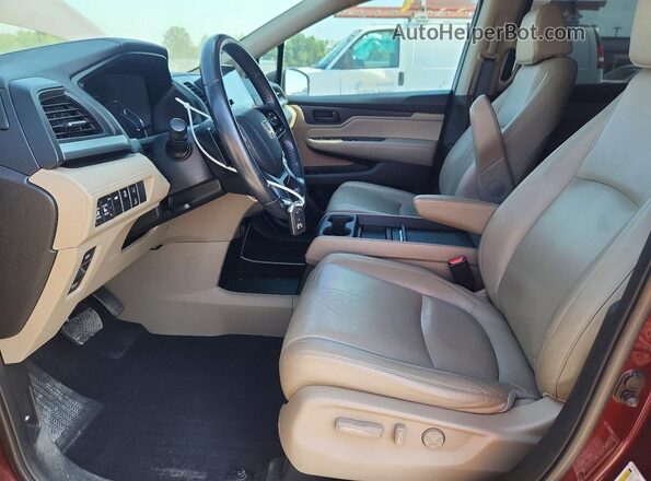 5FNRL6H75JB072365 2018 HONDA ODYSSEY Burgundy Вид салону спереду
