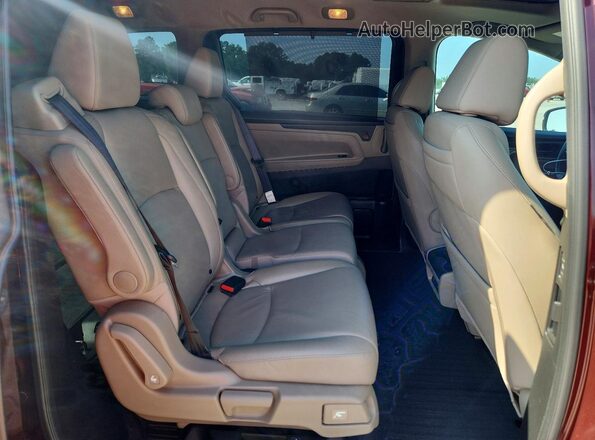 5FNRL6H75JB072365 2018 HONDA ODYSSEY Burgundy Вид задньої частини салону