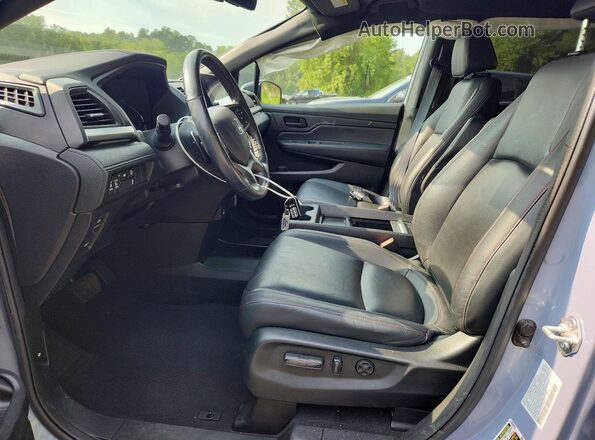 5FNRL6H75PB065876 2023 HONDA ODYSSEY Gray Սալոնի դիմացի տեսք