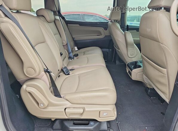 5FNRL6H76LB036719 2020 HONDA ODYSSEY White Widok wnętrza z tyłu