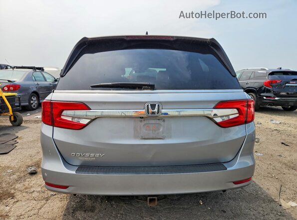 5FNRL6H77JB023653 2018 HONDA ODYSSEY Silver Vista trasera