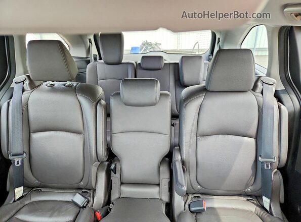 5FNRL6H77JB023653 2018 HONDA ODYSSEY Silver Vista de los asientos traseros