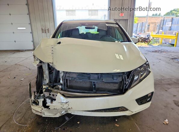 5FNRL6H77JB085506 2018 HONDA ODYSSEY Белый Вид спереди