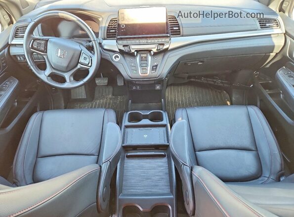 5FNRL6H77SB017076 2025 HONDA ODYSSEY White Вид панелі приладів