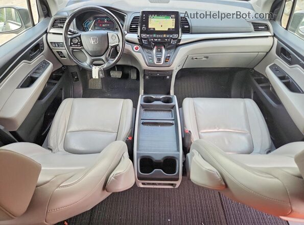 5FNRL6H78JB070853 2018 HONDA ODYSSEY Gray წინა პანელის ხედი