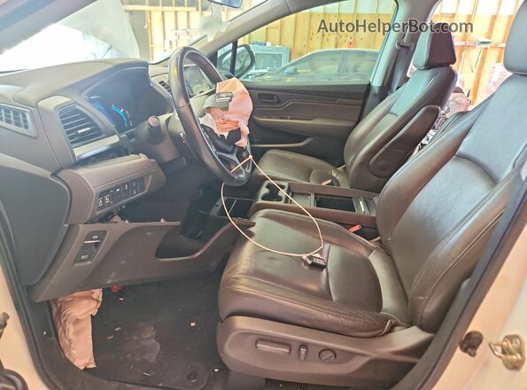 5FNRL6H79JB030006 2018 HONDA ODYSSEY White წინა სალონის ხედი