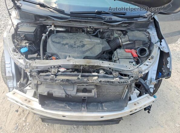 5FNRL6H79JB090030 2018 HONDA ODYSSEY Silver Engine compartment view