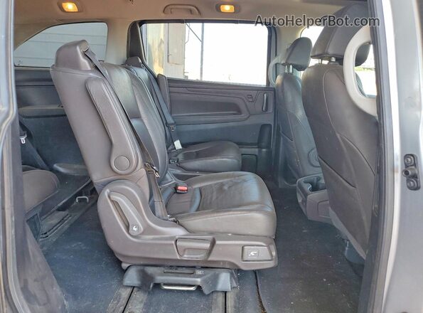 5FNRL6H79KB028354 2019 HONDA ODYSSEY Silver Rear interior view
