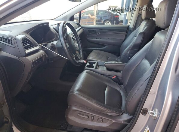 5FNRL6H79KB028354 2019 HONDA ODYSSEY Silver Front interior view