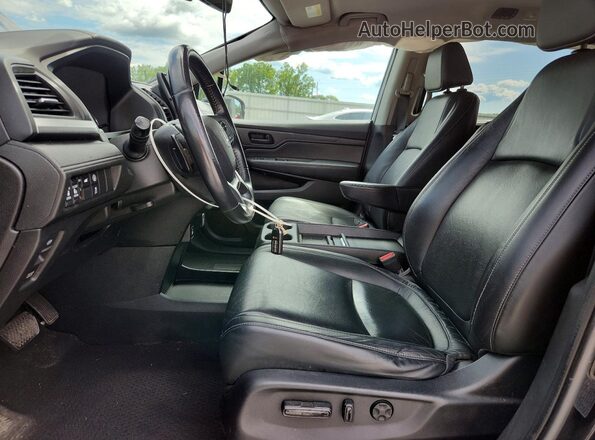 5FNRL6H79NB024230 2022 HONDA ODYSSEY Черный Вид салона спереди