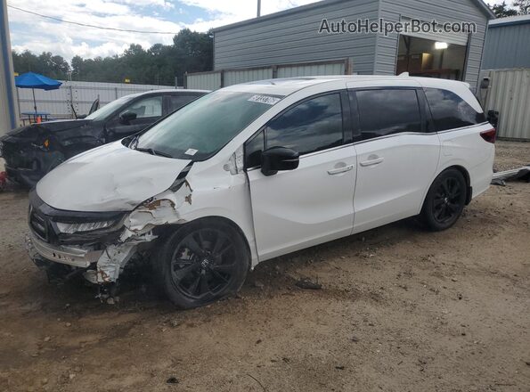 5FNRL6H79RB012827 2024 HONDA ODYSSEY White 