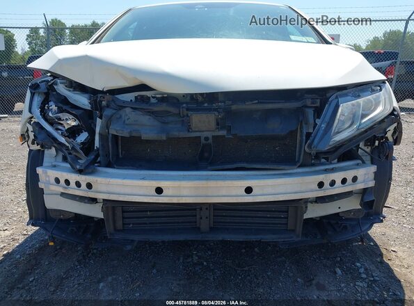 5FNRL6H7XJB044111 2018 HONDA ODYSSEY White Widok z przodu