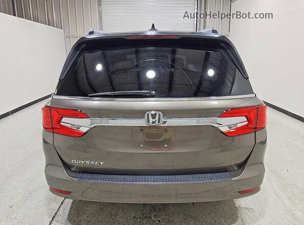 5FNRL6H7XJB069901 2018 HONDA ODYSSEY Gray Вид ззаду