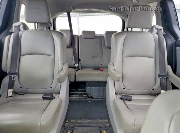 5FNRL6H7XKB073965 2019 HONDA ODYSSEY Blue უკანა სავარძლების ხედი