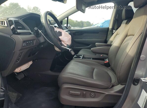 5FNRL6H80RB014877 2024 HONDA ODYSSEY Silver Front interior view