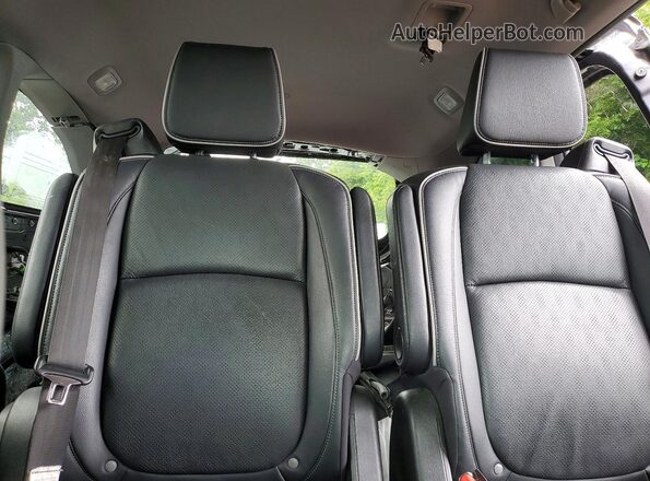 5FNRL6H81PB501633 2023 HONDA ODYSSEY Gray Rear seats view