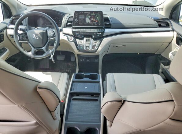 5FNRL6H81SB006387 2025 HONDA ODYSSEY Silver Widok deski rozdzielczej