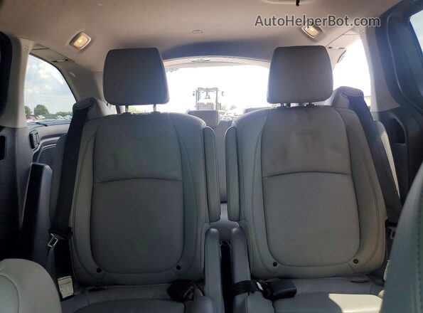 5FNRL6H83PB033503 2023 HONDA ODYSSEY Silver Вид задніх сидінь