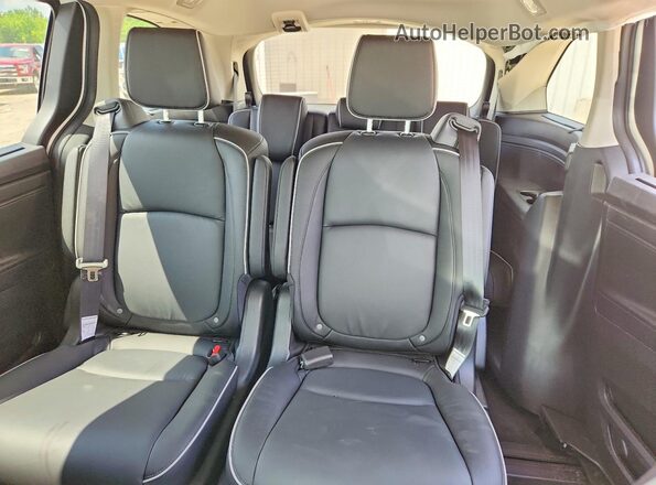 5FNRL6H84TB038199 2026 HONDA ODYSSEY White Widok tylnych siedzeń
