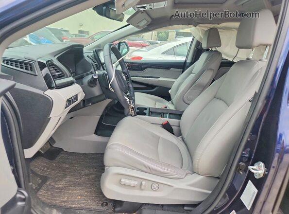 5FNRL6H85PB073971 2023 HONDA ODYSSEY Blue Вид салону спереду