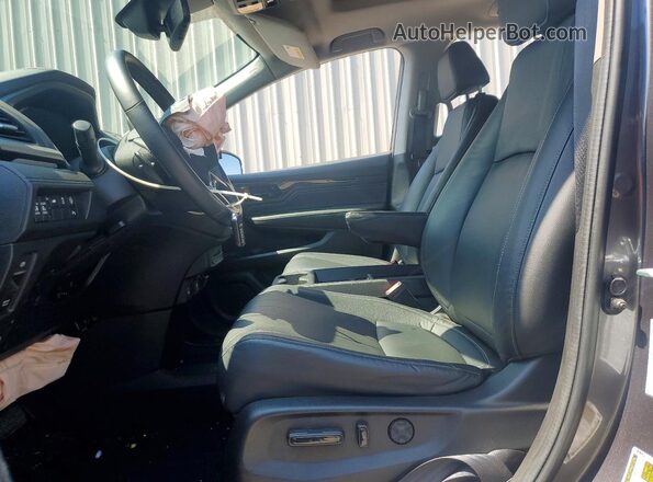 5FNRL6H85RB039032 2024 HONDA ODYSSEY Charcoal Front interior view