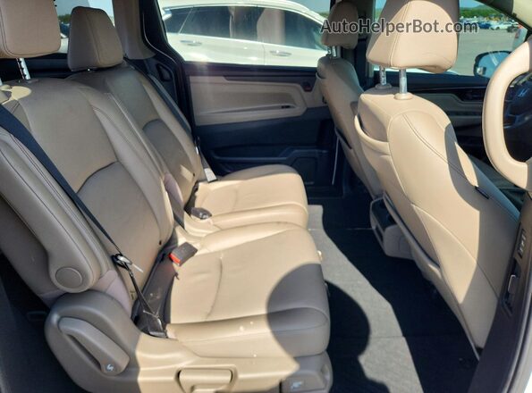 5FNRL6H86RB052517 2024 HONDA ODYSSEY White უკანა სალონის ხედი