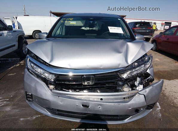 5FNRL6H88RB052857 2024 HONDA ODYSSEY Gray Instrument cluster view