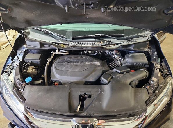 5FNRL6H89JB078694 2018 HONDA ODYSSEY Blue Engine compartment view