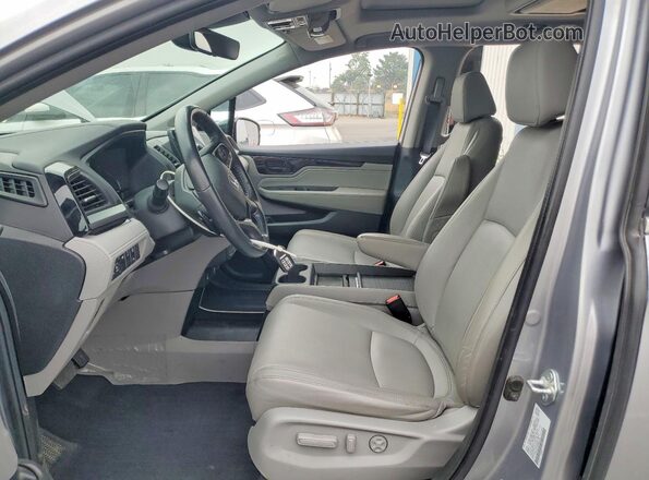 5FNRL6H89MB039446 2021 HONDA ODYSSEY Серебряный Вид салона спереди