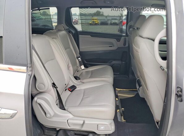 5FNRL6H89MB039446 2021 HONDA ODYSSEY Серебряный Вид задней части салона