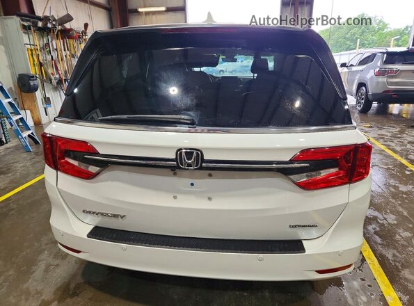 5FNRL6H89PB055621 2023 HONDA ODYSSEY White Вид ззаду