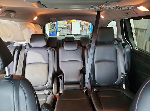 5FNRL6H89PB055621 2023 HONDA ODYSSEY White Вид задніх сидінь