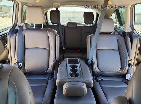 5FNRL6H8XNB048691 2022 HONDA ODYSSEY Серебряный Вид задних сидений