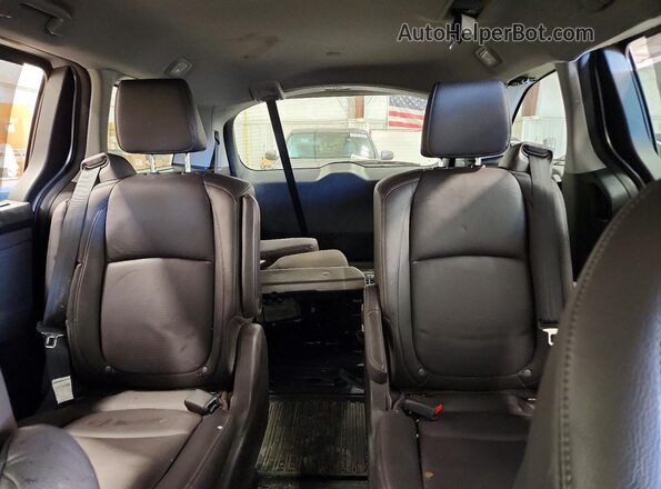 5FNRL6H8XPB038553 2023 HONDA ODYSSEY Silver Հետևի նստատեղերի տեսք