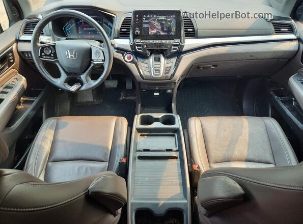 5FNRL6H8XPB038553 2023 HONDA ODYSSEY Silver Առջևի վահանակի տեսք