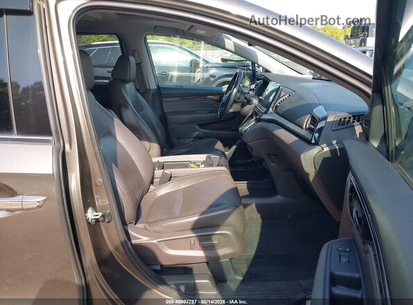 5FNRL6H90JB036861 2018 HONDA ODYSSEY Pewter Вид салона спереди