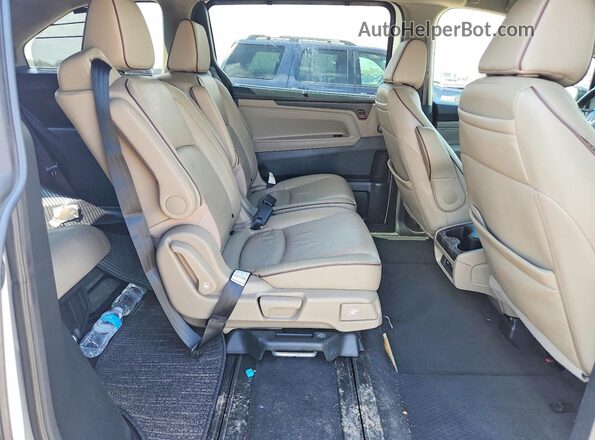 5FNRL6H90PB011998 2023 HONDA ODYSSEY Белый Вид задней части салона