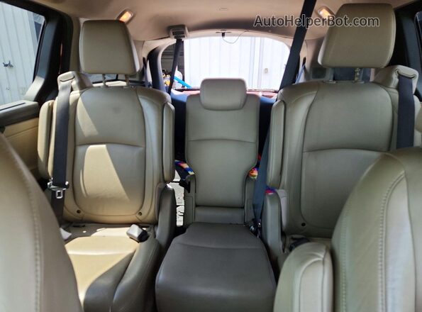 5FNRL6H92KB021411 2019 HONDA ODYSSEY Бордовый Вид задних сидений